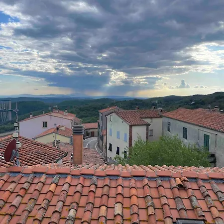Antica Casa Nel Borgo Medievale Di Prata